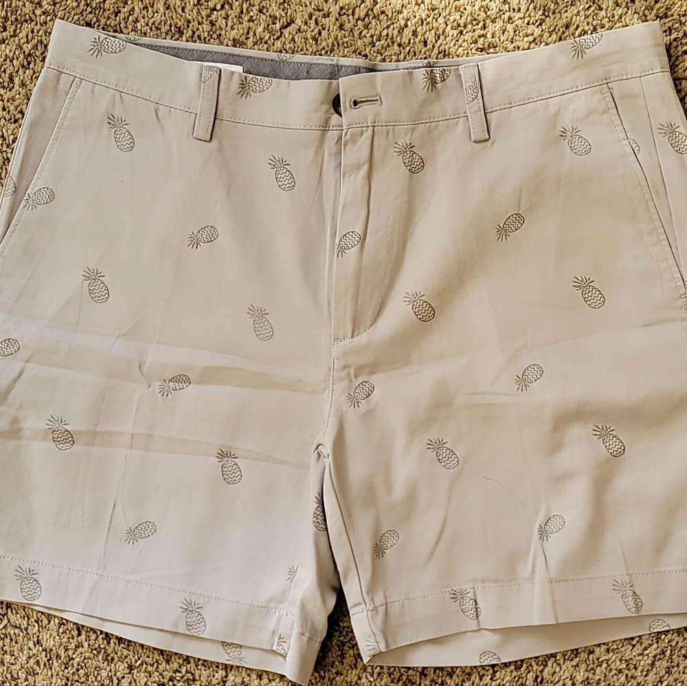 36W Amazon Essentials Grey Printed Shorts Slim